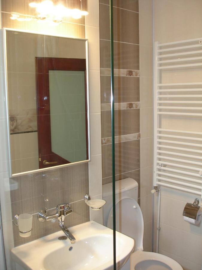Apartament Central Piatra Neamt Ngoại thất bức ảnh