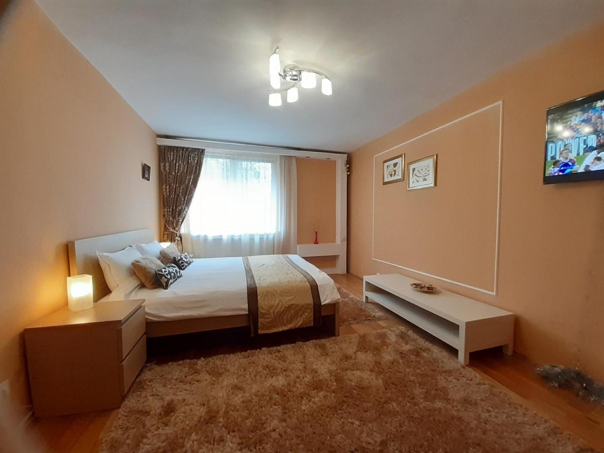 Apartament Central Piatra Neamt Ngoại thất bức ảnh